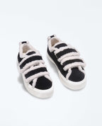 Izzy sneakers